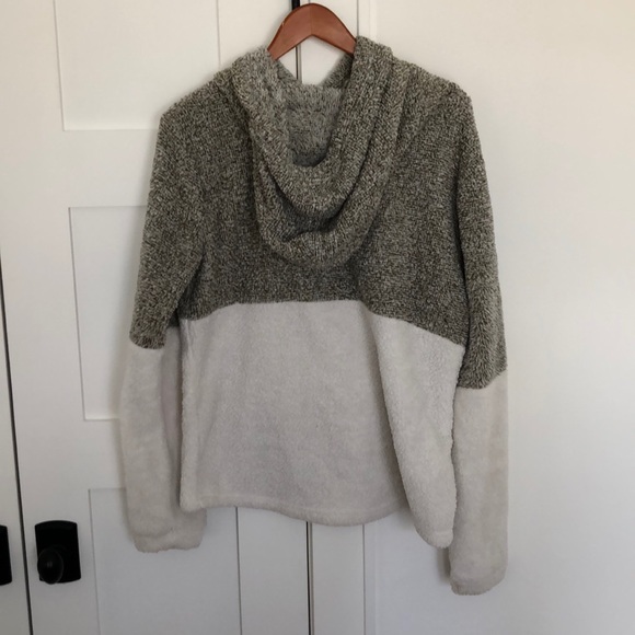 Oversized fuzzy hoodie - Picture 3 of 4